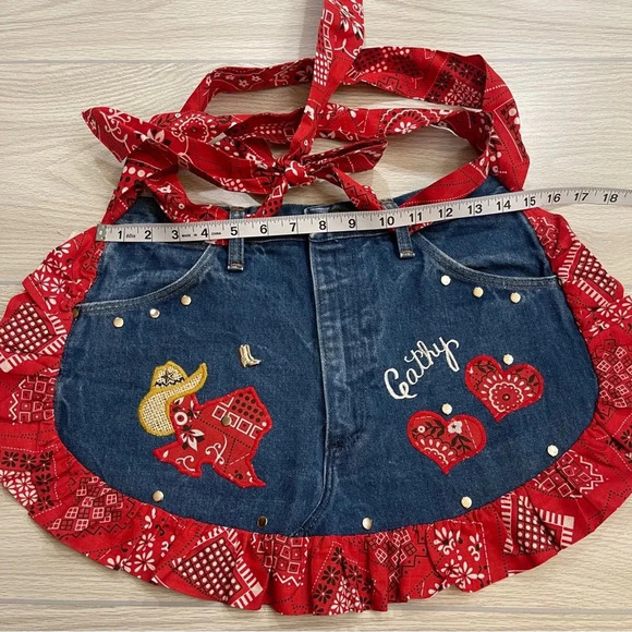 Upcycled Wrangler Blue Denim Red Bandana Cooking Country Western Waist Apron - Picture 7 of 9